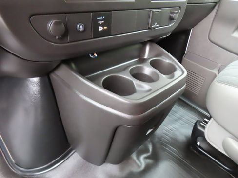 Used 2024 Chevrolet Express 2500 w/ Driver Convenience Package image 18