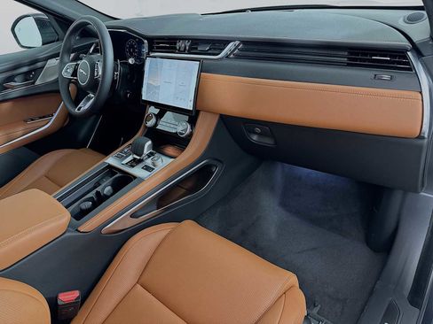 New 2026 Jaguar F-PACE R-Dynamic S image 29