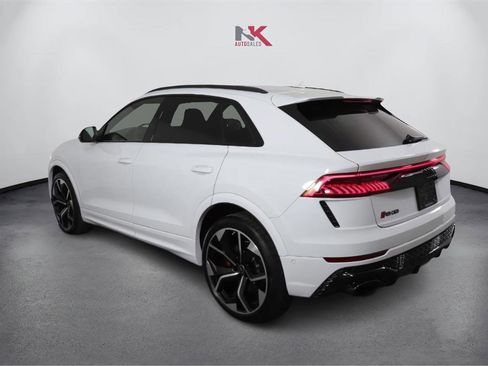 Used 2024 Audi RS Q8 image 5
