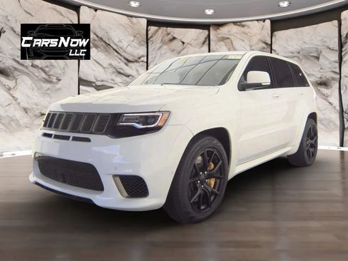Used 2021 Jeep Grand Cherokee Trackhawk AWD/4WD image 3