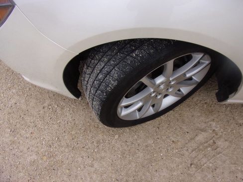 Used 2012 Chevrolet Malibu LTZ FWD image 5
