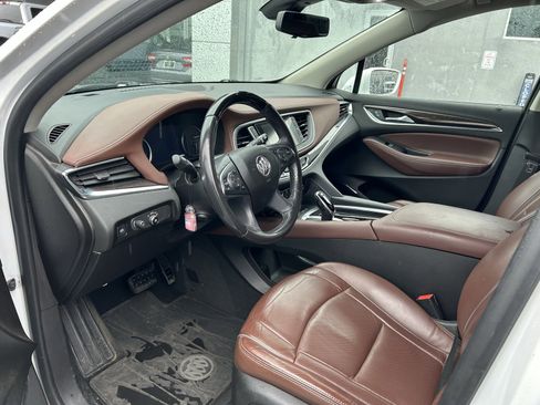 Used 2018 Buick Enclave Avenir w/ Avenir Technology Package image 9