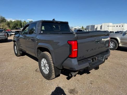 Used 2024 Toyota Tacoma SR5 AWD/4WD image 3