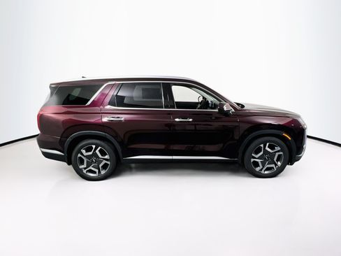 Used 2023 Hyundai Palisade Limited w/ Winter Package AWD/4WD image 4