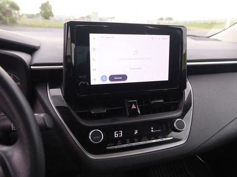 Used 2024 Toyota Corolla LE FWD image 14