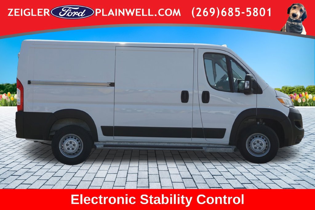 Used 2025 RAM ProMaster 2500 w/ U-Haul Equipment Group FWD image 6