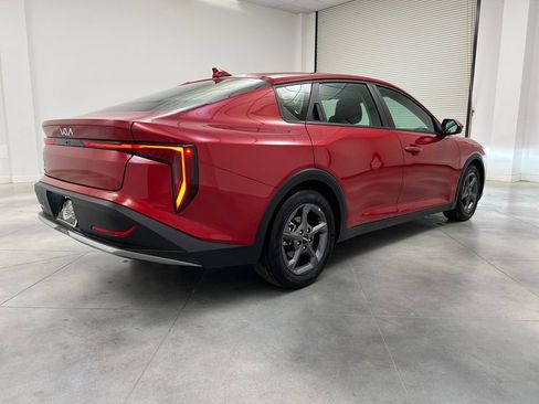 Used 2025 Kia K4 FWD image 9