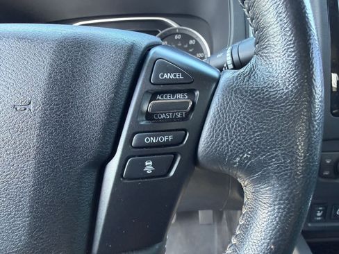 Certified 2022 Nissan Frontier SV RWD image 14