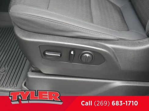 Used 2019 Chevrolet Silverado 1500 LT w/ Texas Edition AWD/4WD image 20