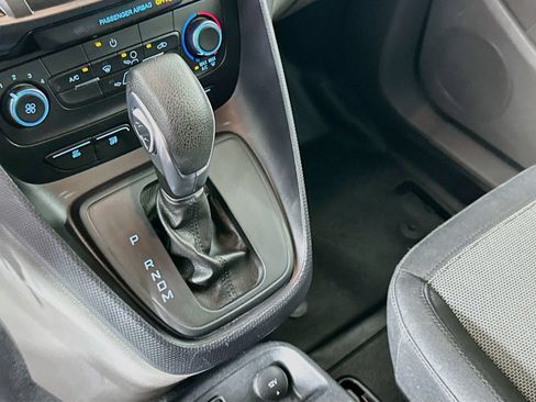 Used 2023 Ford Transit Connect XL FWD image 16