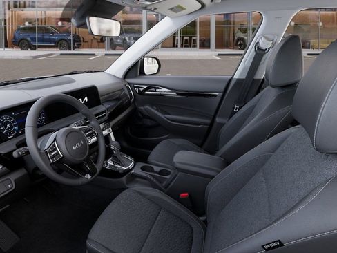 New 2025 Kia Seltos X-Line AWD/4WD image 17
