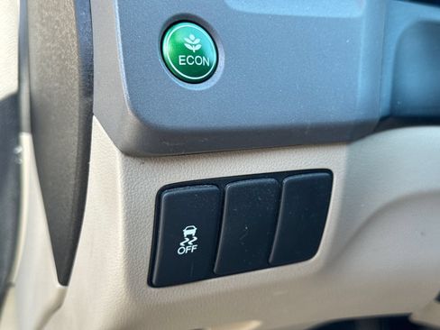 Used 2012 Honda Civic LX image 17