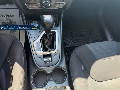 Used 2016 Jeep Cherokee Latitude w/ Safety/Convenience Group image 13