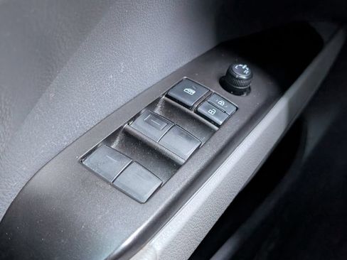 Used 2021 Toyota Camry LE FWD image 16