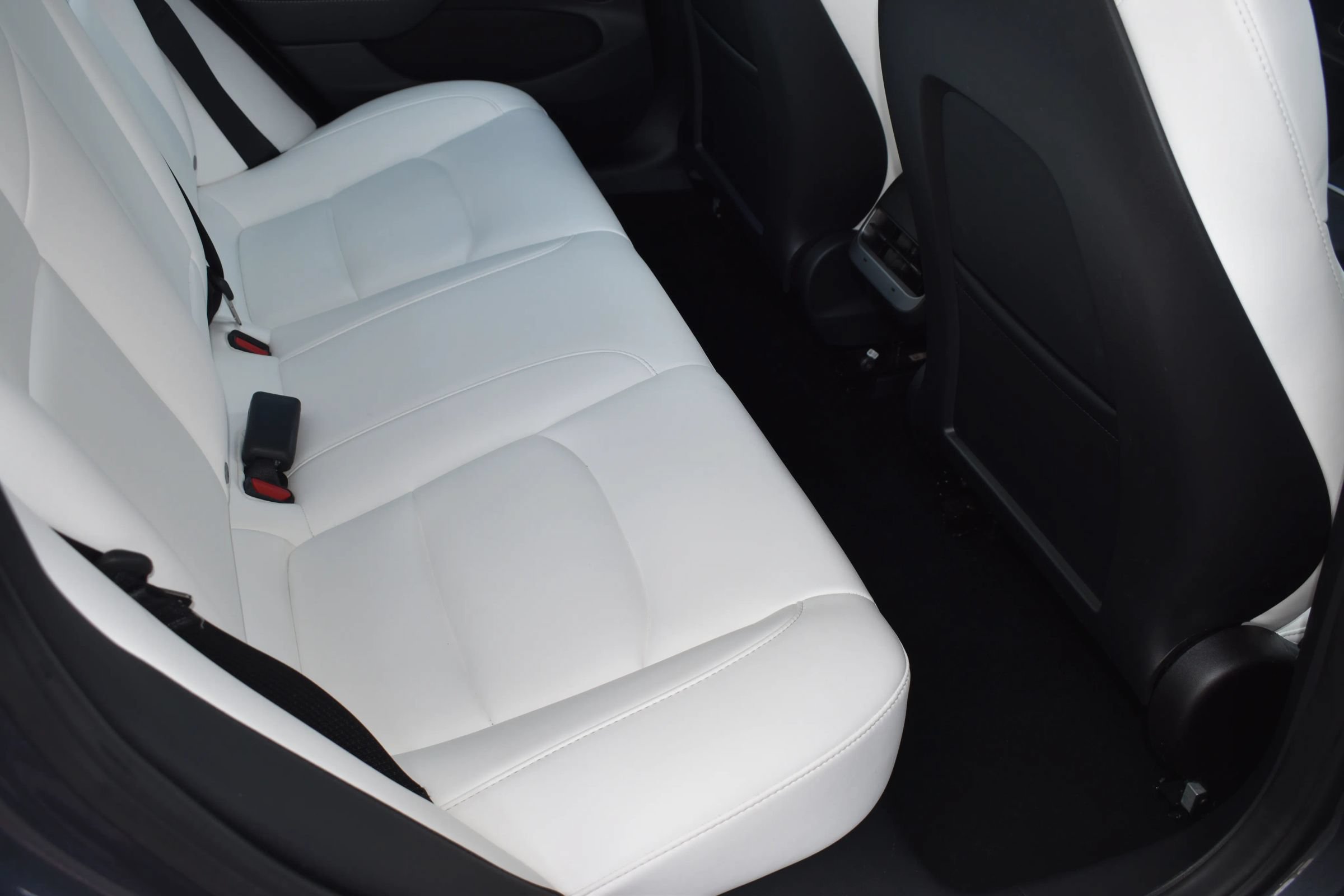 Used 2023 Tesla Model 3 Standard Range RWD image 10