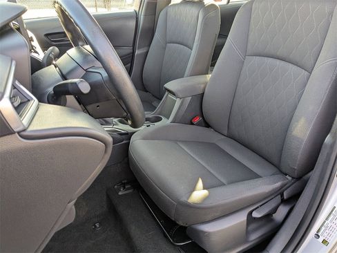 Used 2024 Toyota Corolla LE image 17