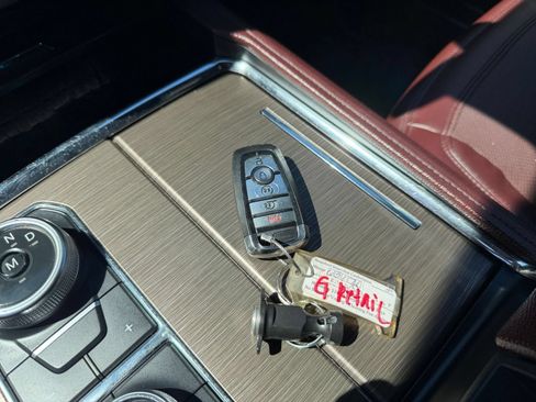 Used 2024 Ford Expedition Max Limited AWD/4WD image 21