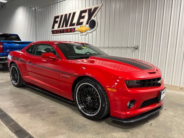 Used 2010 Chevrolet Camaro SS w/ RS Package RWD image 4