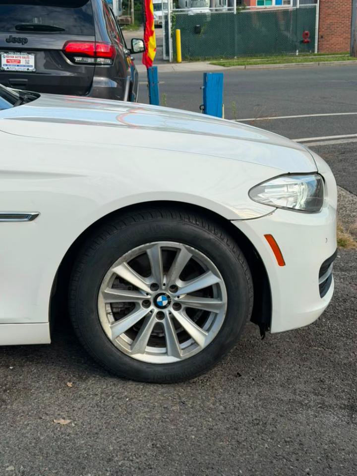 Used 2014 BMW 528i xDrive Sedan AWD/4WD image 15