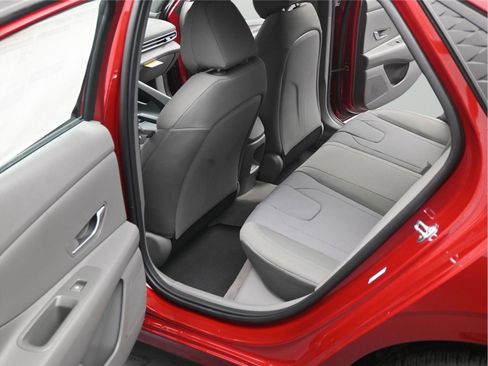 New 2026 Hyundai Elantra SE FWD image 6