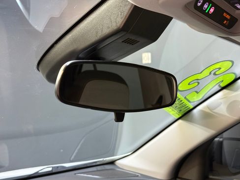 Used 2023 Chevrolet Equinox LS image 17