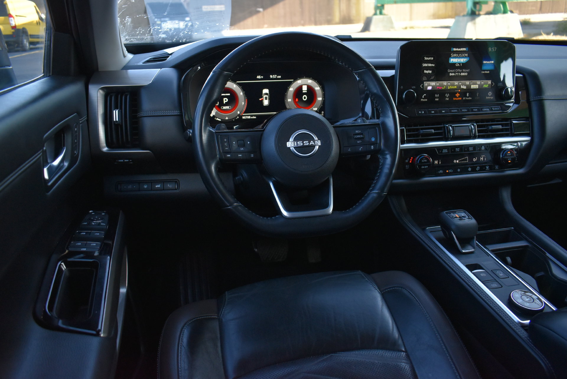Used 2022 Nissan Pathfinder Platinum w/ Cargo Package AWD/4WD image 19