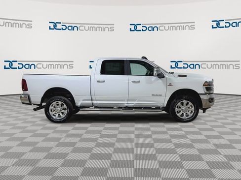 New 2026 RAM 2500 Laramie AWD/4WD image 9