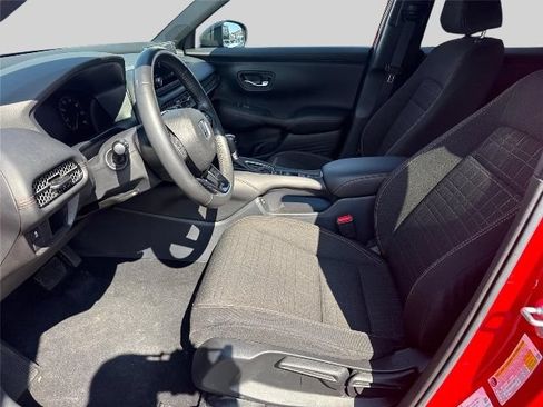 Used 2024 Honda HR-V Sport image 9