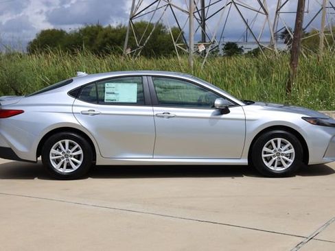 New 2026 Toyota Camry LE FWD image 4