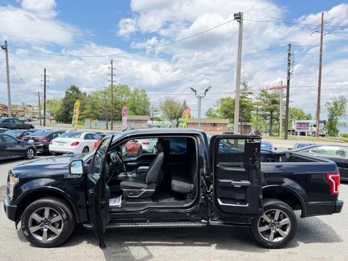 Used 2017 Ford F150 XLT w/ Equipment Group 302A Luxury AWD/4WD image 29