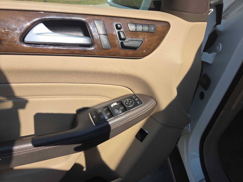 Used 2015 Mercedes-Benz ML 350 4MATIC image 15