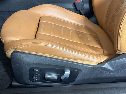 Used 2021 BMW 430i Coupe w/ Premium Package RWD image 13