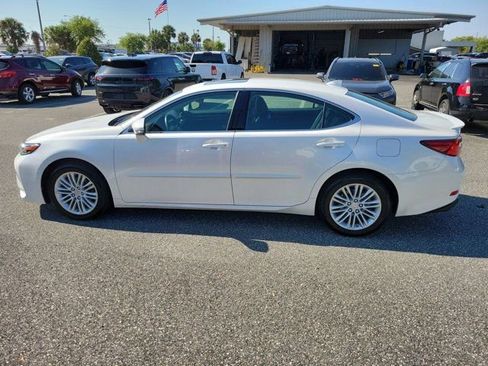Used 2016 Lexus ES 350 w/ Accessory Package FWD image 13