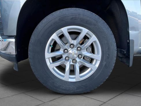 Used 2019 Chevrolet Silverado 1500 LT w/ Texas Edition AWD/4WD image 10