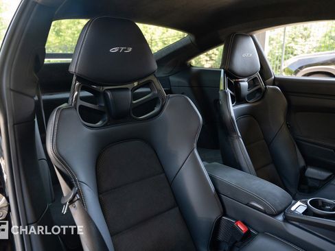Used 2024 Porsche 911 GT3 RWD image 30