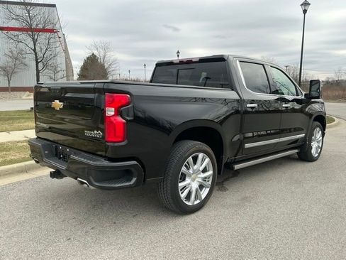 Used 2025 Chevrolet Silverado 1500 High Country w/ High Country Premium Package image 6