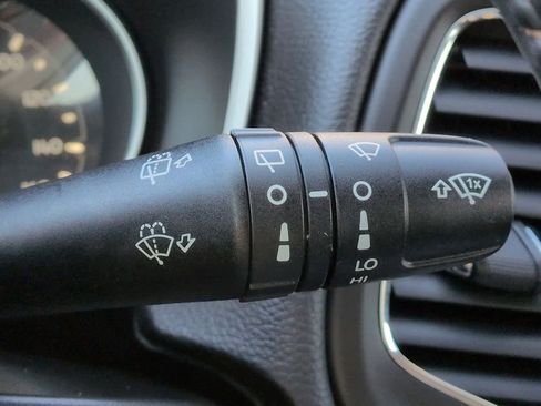 Used 2018 Jeep Compass Latitude w/ Popular Equipment Group image 26