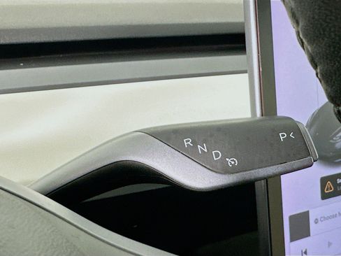 Used 2021 Tesla Model 3 Long Range image 23