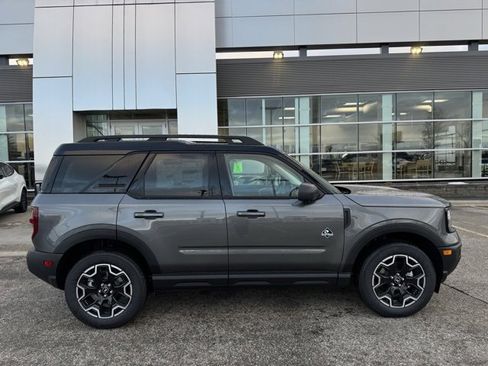 New 2025 Ford Bronco Sport Outer Banks w/ Outer Banks Tech Package+ image 33