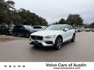 New 2026 Volvo V60 B5 Cross Country Plus w/ Protection Package Premier video 1