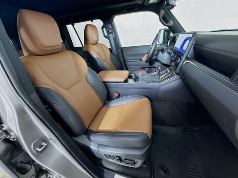 Certified 2025 Lexus GX 550 image 29