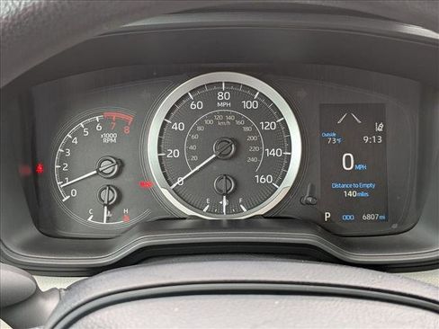 Used 2022 Toyota Corolla LE FWD image 11