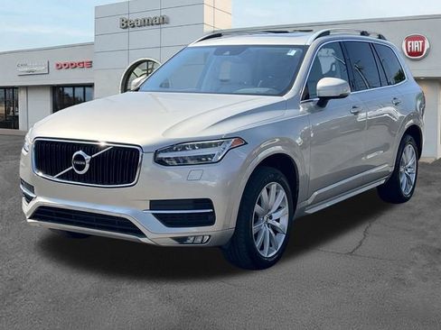 Used 2016 Volvo XC90 T6 Momentum w/ Momentum Plus Package AWD/4WD image 3