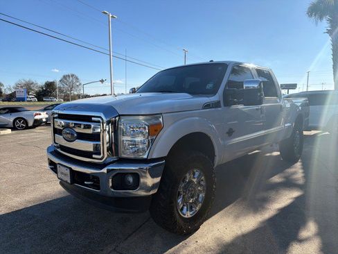 Used 2015 Ford F250 Lariat w/ Lariat Ultimate Package image 12
