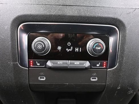 Used 2022 Chevrolet Suburban RST w/ Luxury Package AWD/4WD image 49