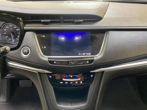 Used 2025 Cadillac XT5 Premium Luxury image 41