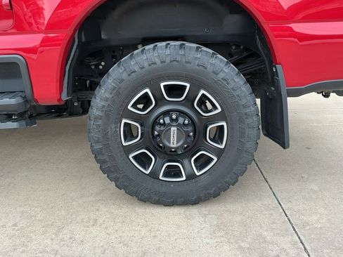 Used 2024 Ford F350 Platinum image 6