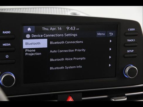 Certified 2025 Hyundai Elantra Sport image 11