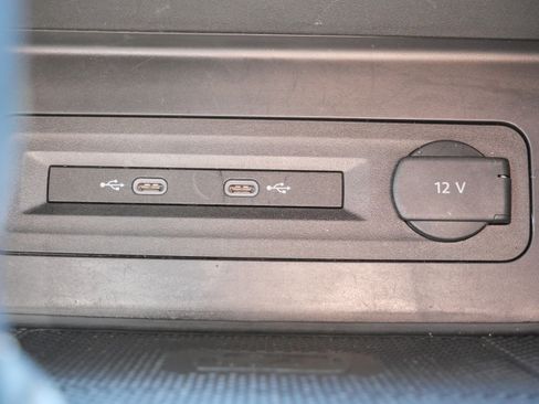 Used 2022 Volkswagen Atlas SE image 29