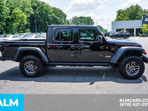 Used 2026 Jeep Gladiator Mojave AWD/4WD image 8